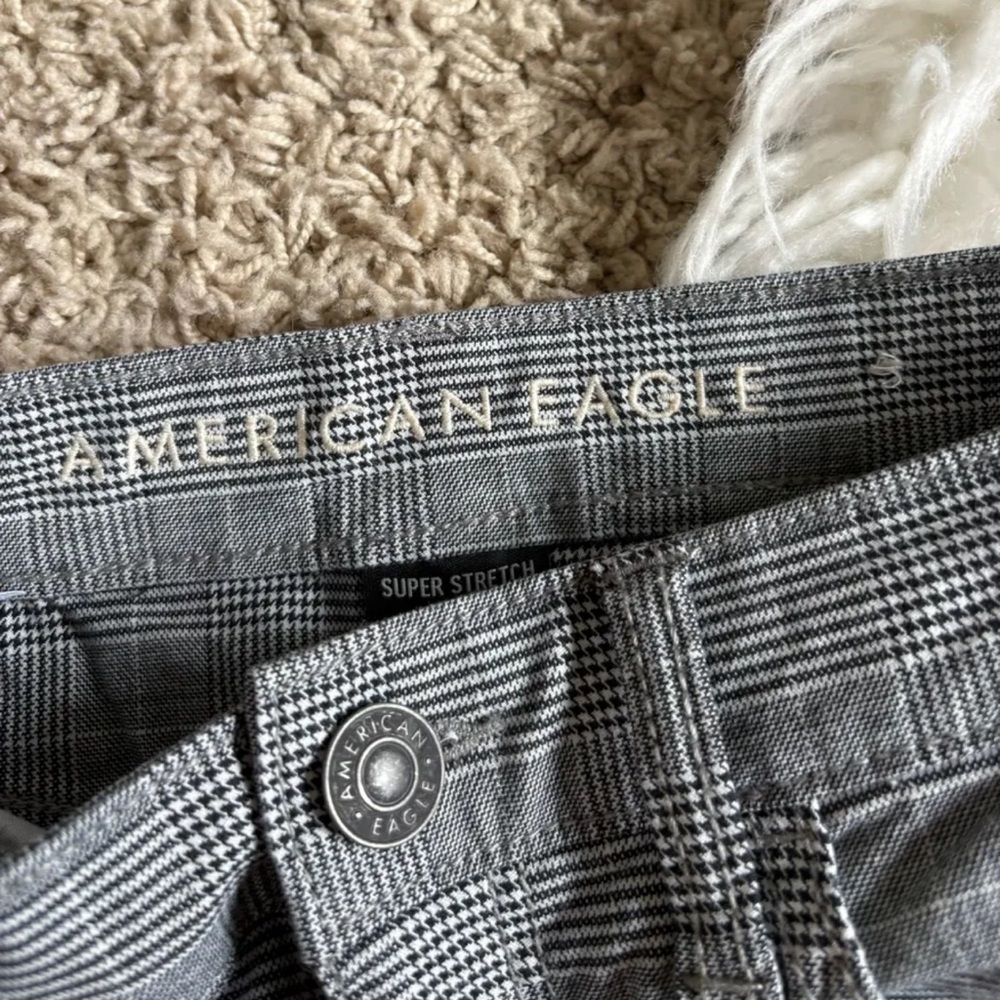 American Eagle Gray Plaid Pants • Size 2 - Picture 5 of 6